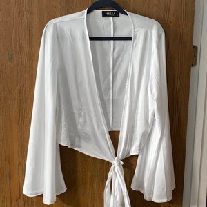 1X NWT Akira white satin crop top with tie in the front